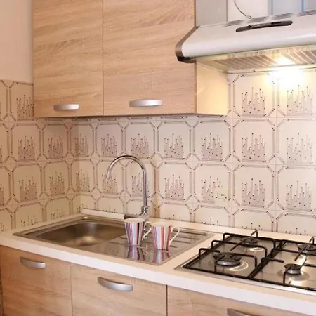 Superb With Sea View 비비오네