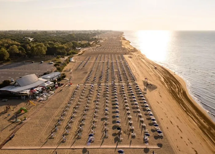 Superb With Sea View * بيبيوني